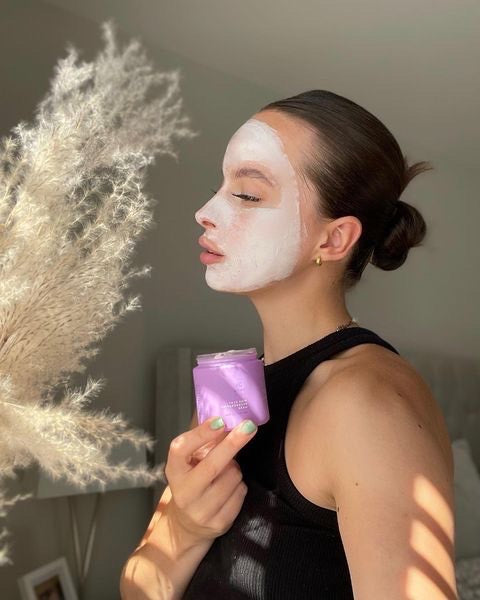 ZenaSkin’s Pink Clay Regenerating Face Mask: Your Ticket to a Filter-Free Selfie